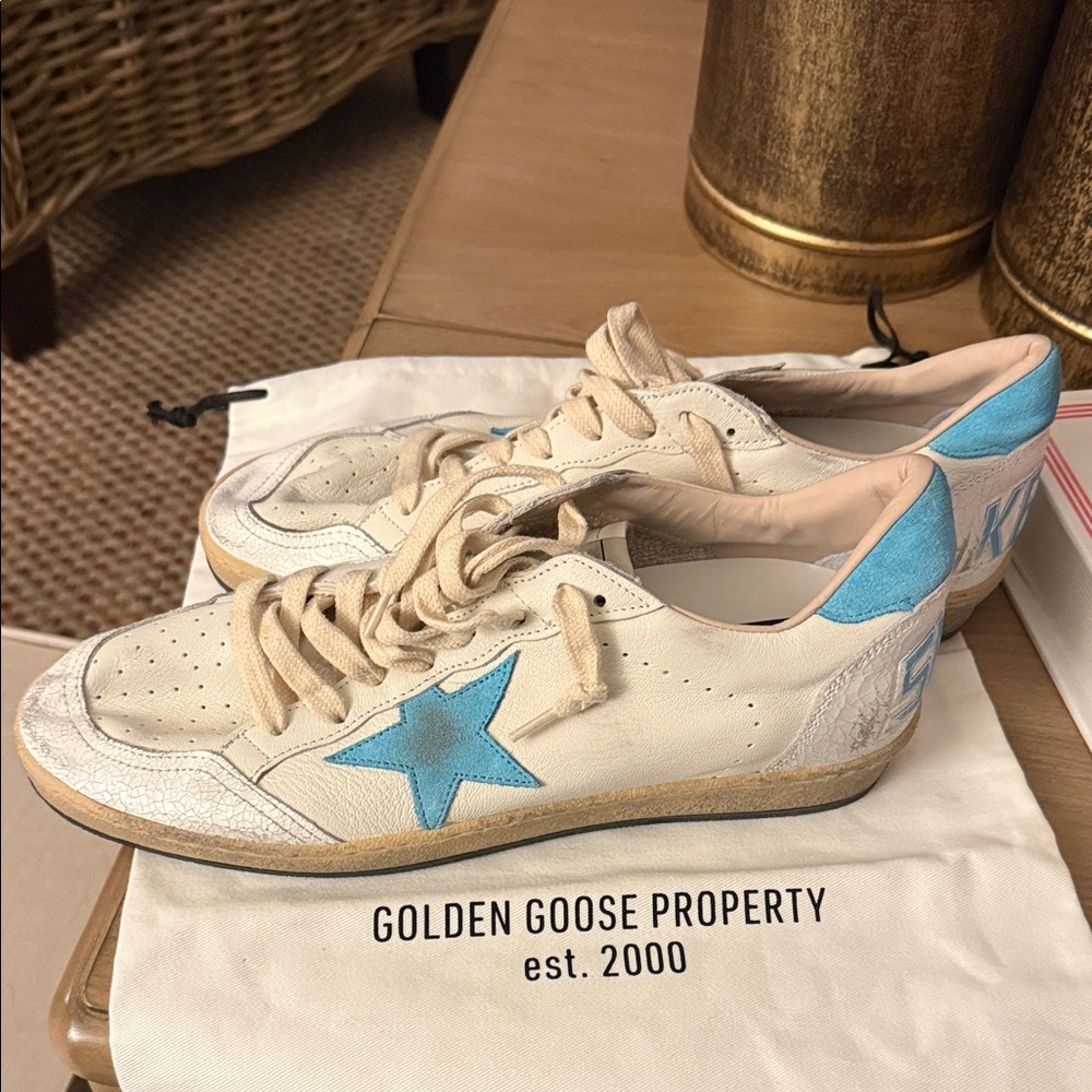 Golden Goose Women's Sneakers - White and Blue Star - Picture 2 of 5